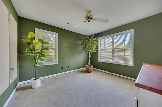 500 Mount Vernon Lane, Woodstock, GA 30189