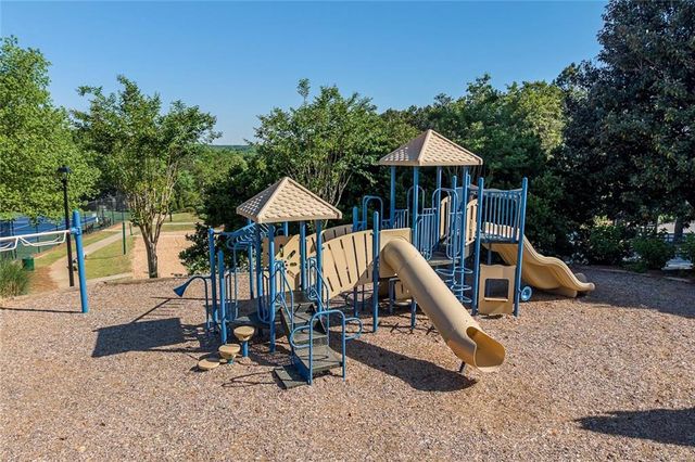 500 Mount Vernon Lane, Woodstock, GA 30189