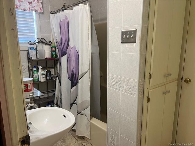 751 E Carlton Street, Sulphur, LA 70663