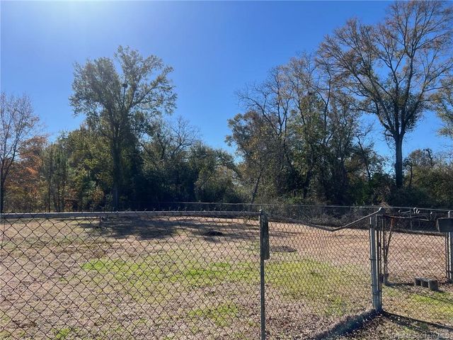 751 E Carlton Street, Sulphur, LA 70663