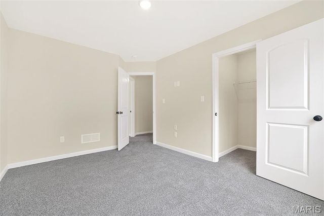 360 Winding Bluffs Court, Fenton, MO 63026