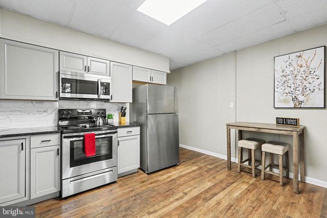 47 MILLARD RD, Hershey, PA 17033