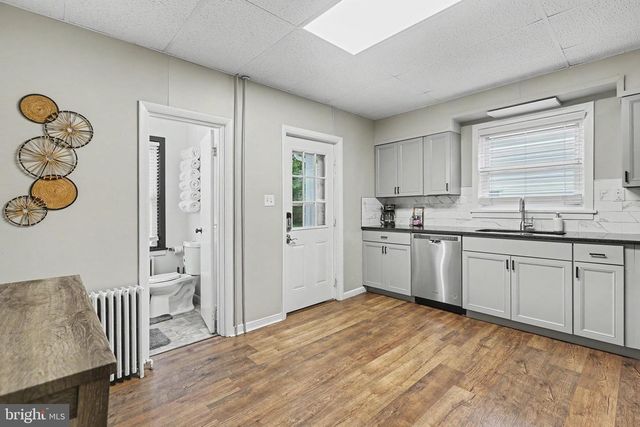 47 MILLARD RD, Hershey, PA 17033