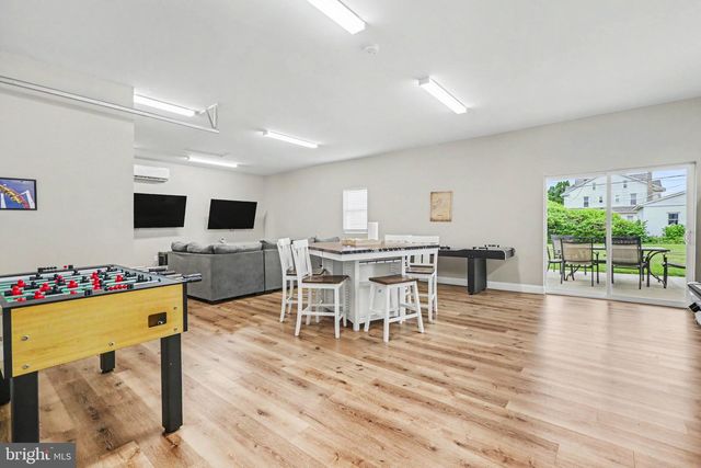 47 MILLARD RD, Hershey, PA 17033