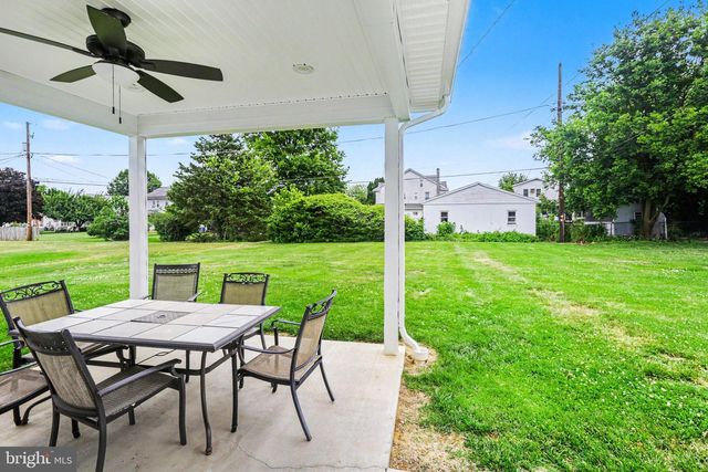 47 MILLARD RD, Hershey, PA 17033