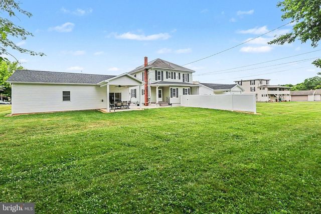 47 MILLARD RD, Hershey, PA 17033