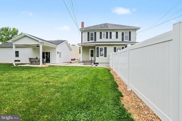47 MILLARD RD, Hershey, PA 17033