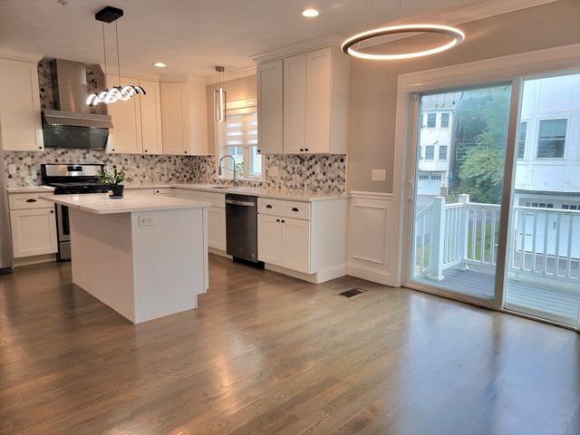 50 Desmoines Road H1, Quincy, MA 02169
