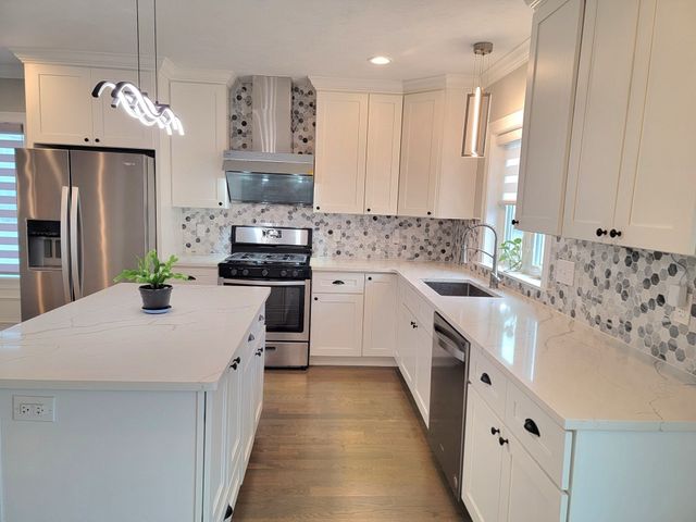 50 Desmoines Road H1, Quincy, MA 02169