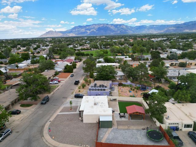 3802 Veranda Road NE, Albuquerque, NM 87110