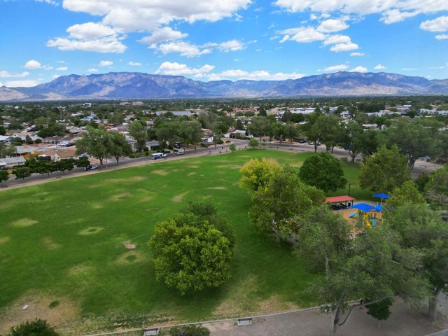 3802 Veranda Road NE, Albuquerque, NM 87110
