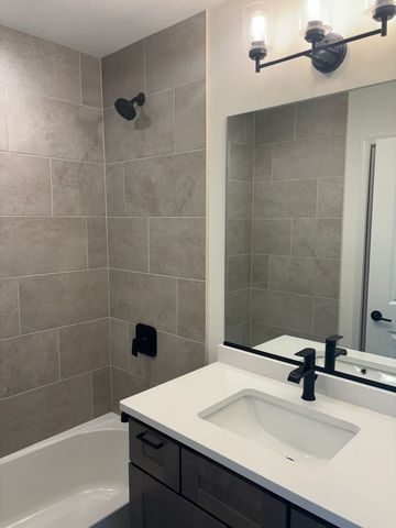 1432 Naperville Wheaton Road 100, Naperville, IL 60540