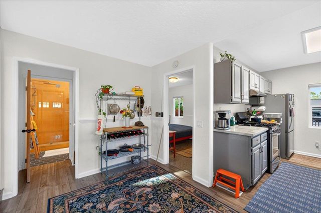 115 Catalpa Street, Santa Cruz, CA 95062