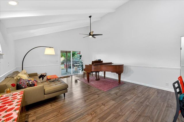 115 Catalpa Street, Santa Cruz, CA 95062