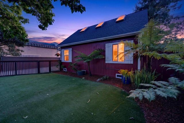 115 Catalpa Street, Santa Cruz, CA 95062