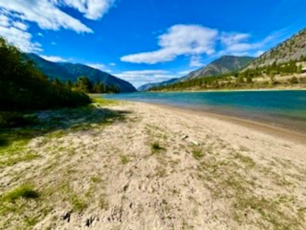 Image 7 of property listing at NHN River Road W, Plains, MT 59859
