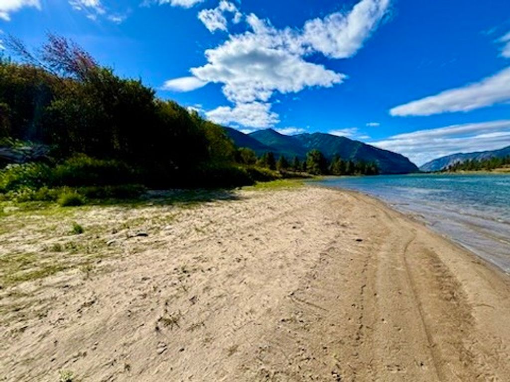 Image 9 of property listing at NHN River Road W, Plains, MT 59859