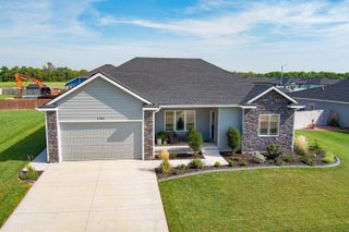 1201 Wet Stone Dr, Salina, KS 67401