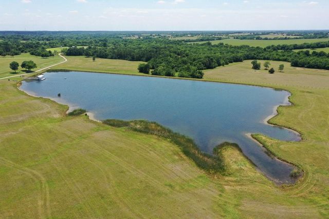 3896 Cr 305 436 Acs, Whitehall, TX 77868