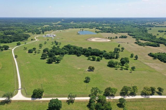 3896 Cr 305 436 Acs, Whitehall, TX 77868