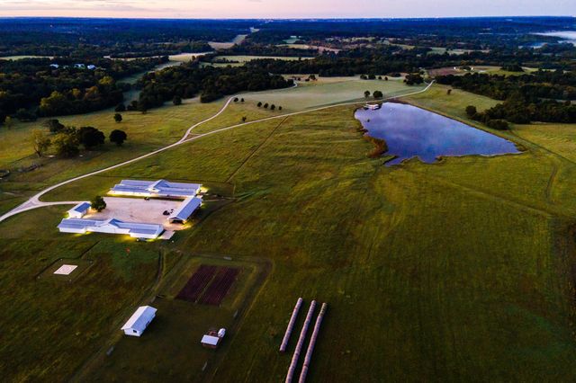 3896 Cr 305 436 Acs, Whitehall, TX 77868
