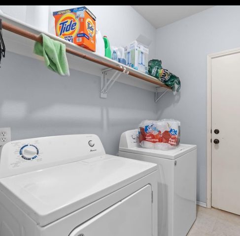 8414 Seafield Lane, Rowlett, TX 75089