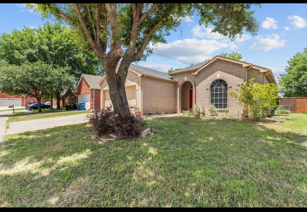 8414 Seafield Lane, Rowlett, TX 75089