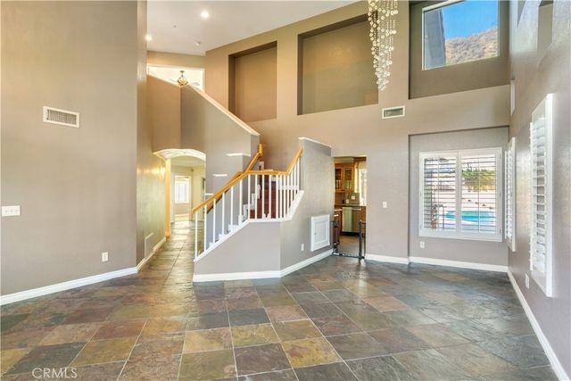 28340 Pino, Highland, CA 92346