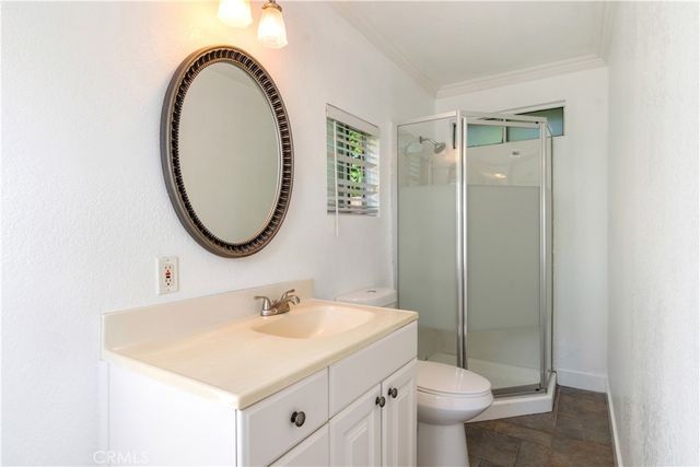 28340 Pino, Highland, CA 92346