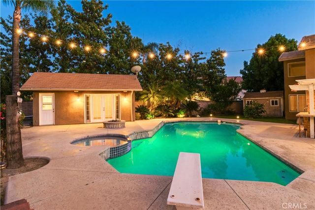 28340 Pino, Highland, CA 92346