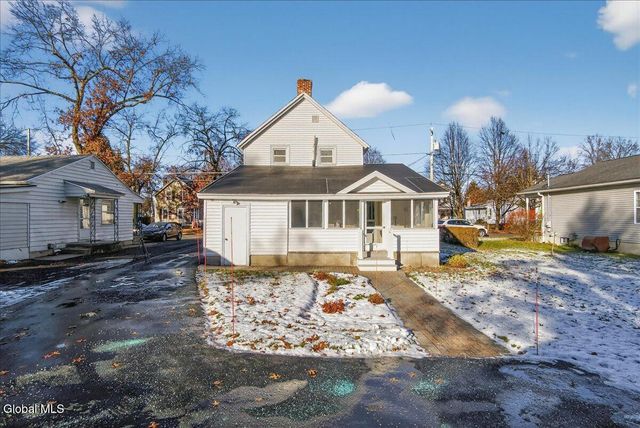 30 4th Street, Glens Falls, NY 12801