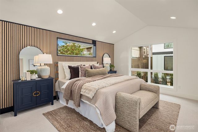 4411 1st Avenue NE, Seattle, WA 98105