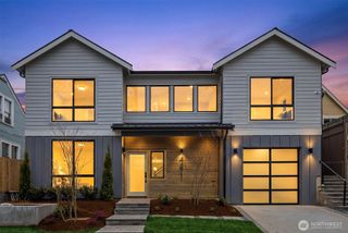 4411 1st Avenue NE, Seattle, WA 98105