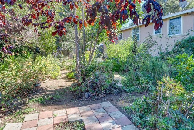 257 Mountain View Ave, Vallejo, CA 94590