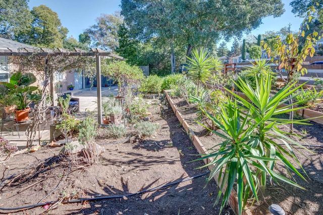 257 Mountain View Ave, Vallejo, CA 94590