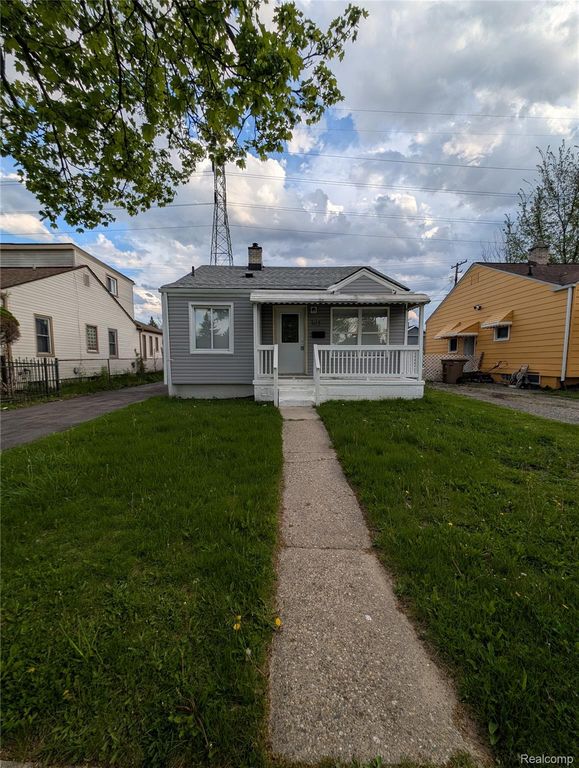 305 South Boulevard W, Pontiac, MI 48341