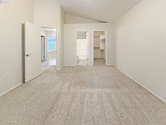 61 Se 171ST Ave, Portland, OR 97233