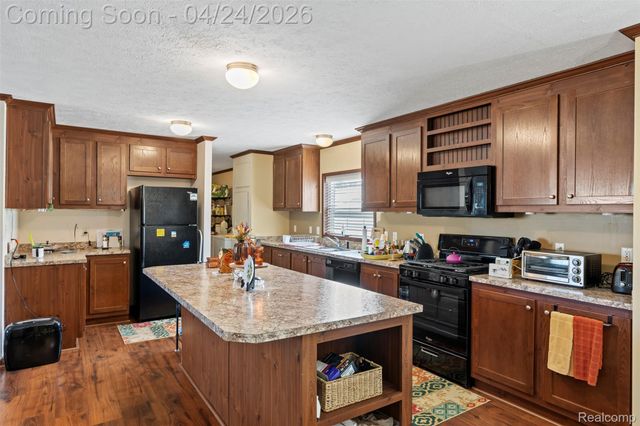 3544 Midsummer Lane, Salem Township, MI 48167