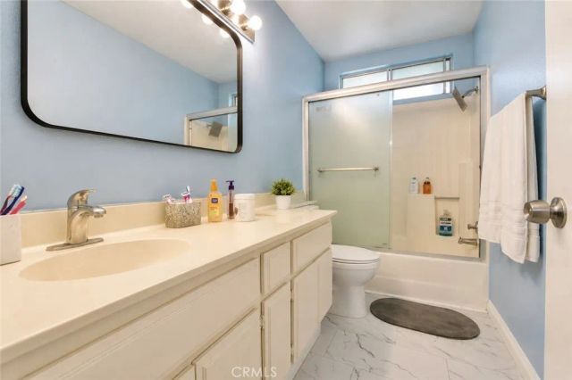 782 De La Luz, Perris, CA 92571