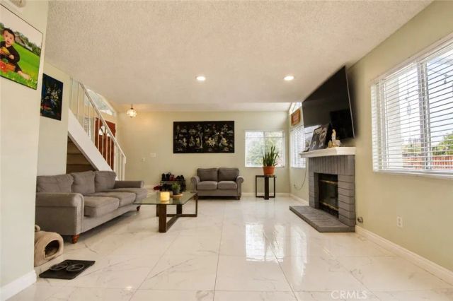 782 De La Luz, Perris, CA 92571