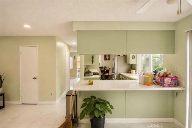 782 De La Luz, Perris, CA 92571