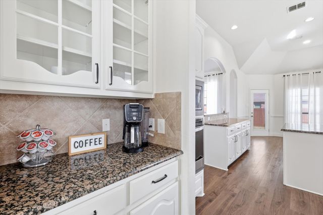 14052 Zippo Way, Fort Worth, TX 76052