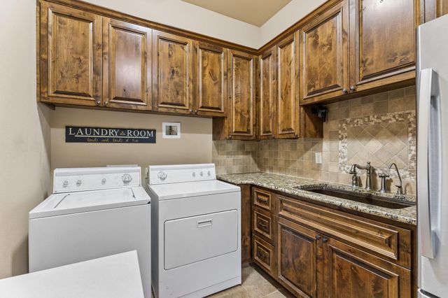 438 Patricia RD, Georgetown, TX 78628