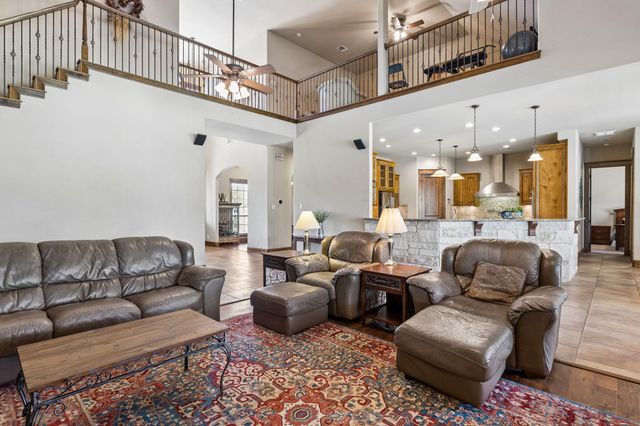 438 Patricia RD, Georgetown, TX 78628