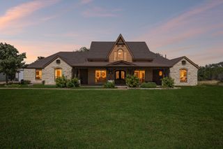 438 Patricia RD, Georgetown, TX 78628