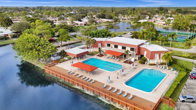 282 Cape Cod Circle A, Lake Worth, FL 33467