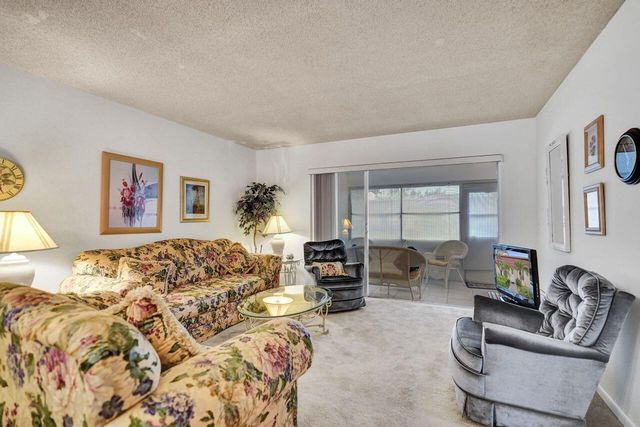 282 Cape Cod Circle A, Lake Worth, FL 33467