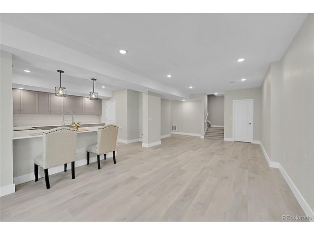 23642 E 40th Ave, Aurora, CO 80019