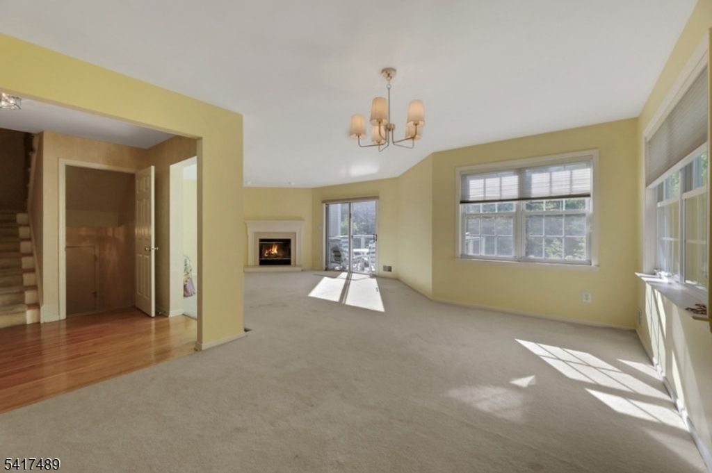 28 Berkeley Sq, Watchung Boro, NJ 07922 — photo 4