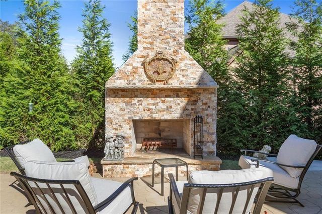 2711 Wildflower Way, Hoschton, GA 30548